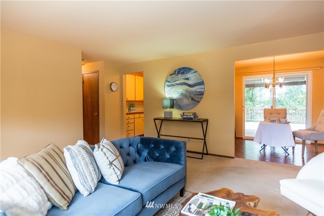 226 234th Street Southwest Bothell, WA 98021 - Photo 4 of 18