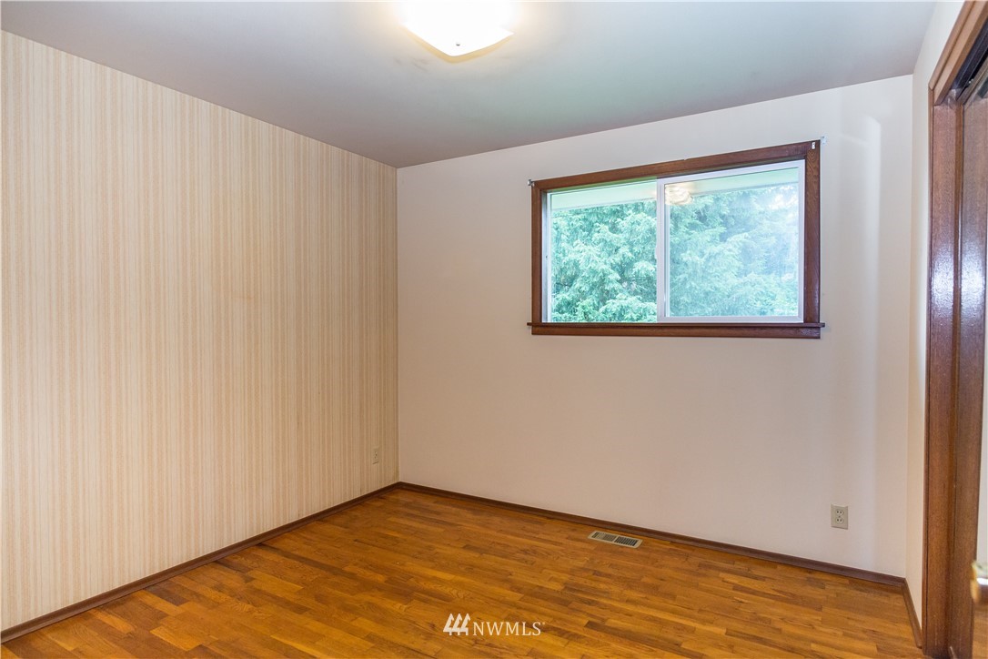 226 234th Street Southwest Bothell, WA 98021 - Photo 9 of 18