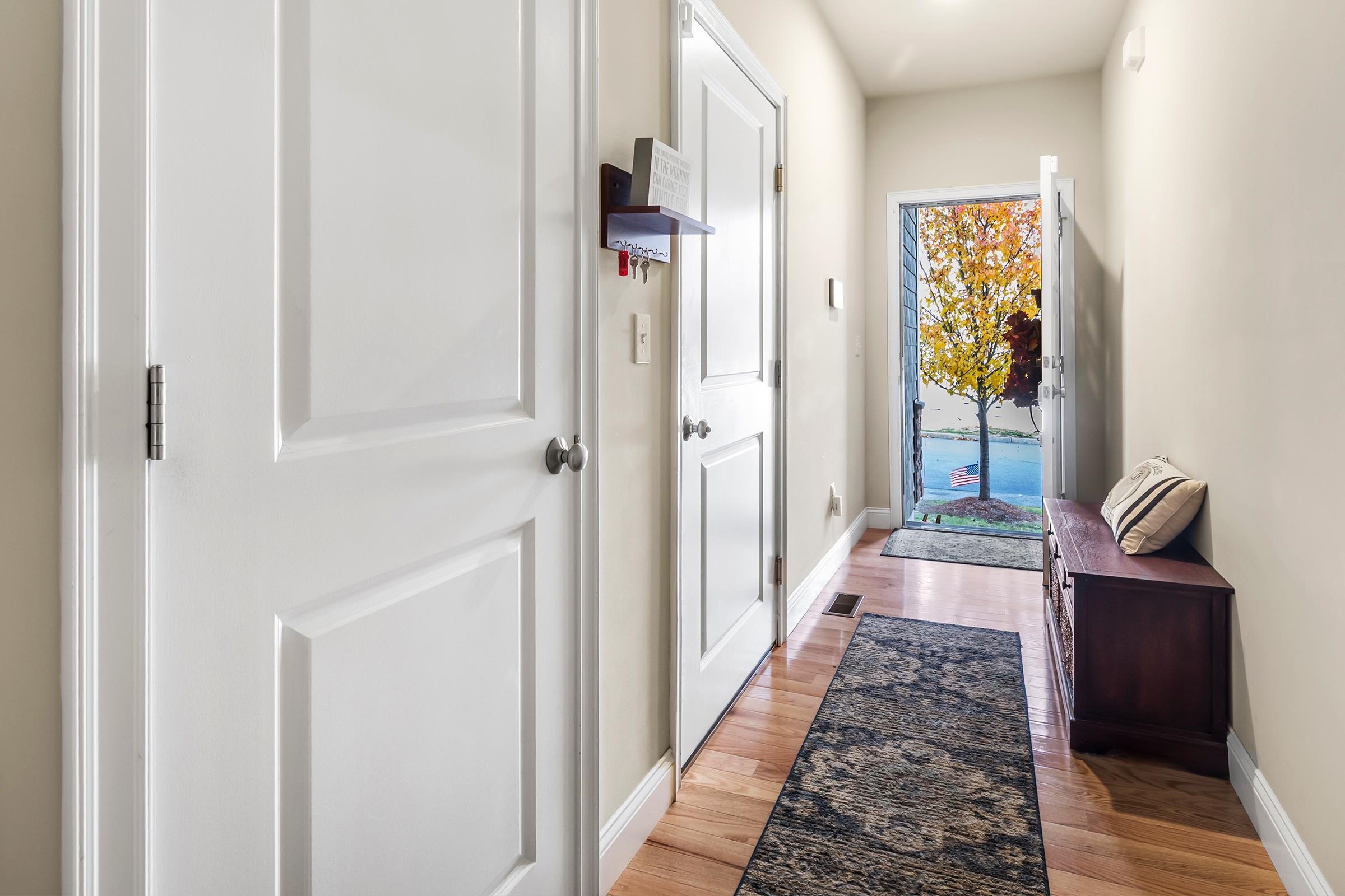 12 Manor Drive, Unit B Hooksett, NH 03106 - Photo 4 of 34