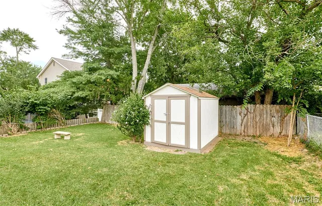 $399,900 | 11913 Lillian Avenue, St. Louis, MO 63131