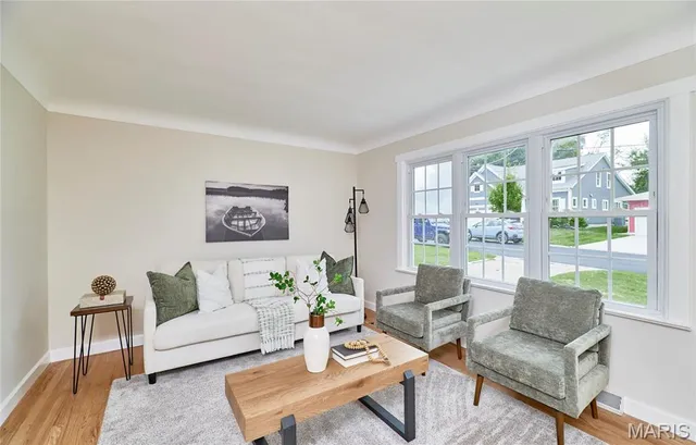 $399,900 | 11913 Lillian Avenue, St. Louis, MO 63131