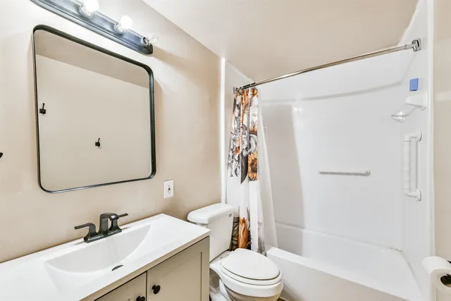 $252,900 | 741 Rutgers Lane, Deer Park, TX 77536