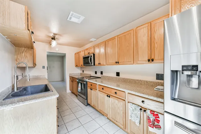 $252,900 | 741 Rutgers Lane, Deer Park, TX 77536