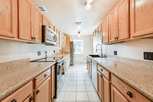 $252,900 | 741 Rutgers Lane, Deer Park, TX 77536