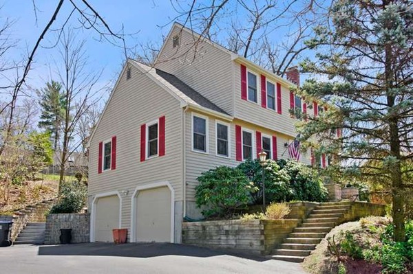 12 Bayberry Road Natick, MA 01760 - Photo 4 of 26 Gallery Image 4
