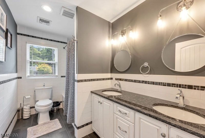 31 Osceola Road Wayne, NJ 07470 - Photo 26 of 44