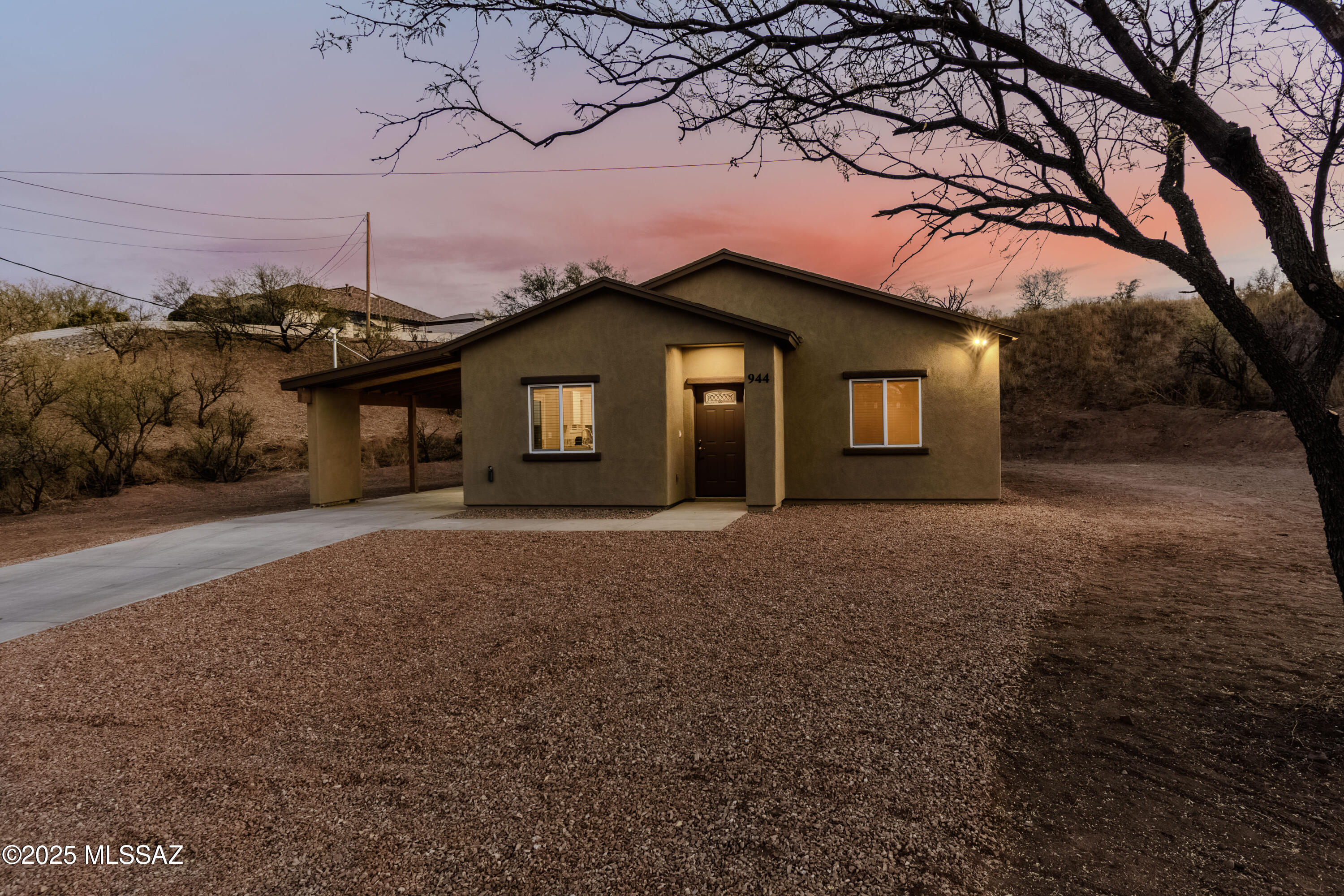 944 Paseo Queretaro Rio Rico, AZ 85648 - Photo 5 of 38