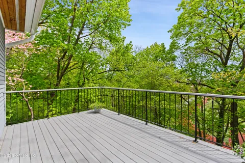 $2,995,000 | 1 Old Church Road, Unit 6, Greenwich, CT 06830