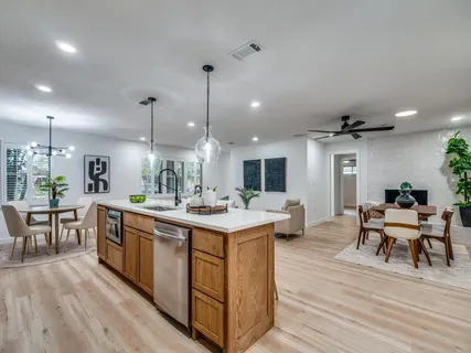 $685,000 | 10436 Royalwood Drive, Dallas, TX 75238