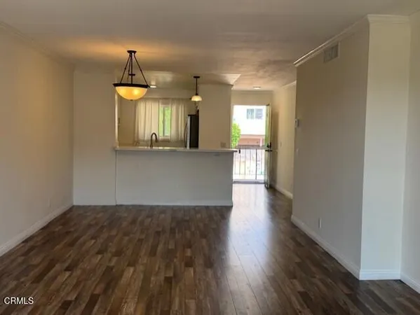 $2,690 | 2940 North Verdugo Road, Unit 323, Glendale, CA 91208