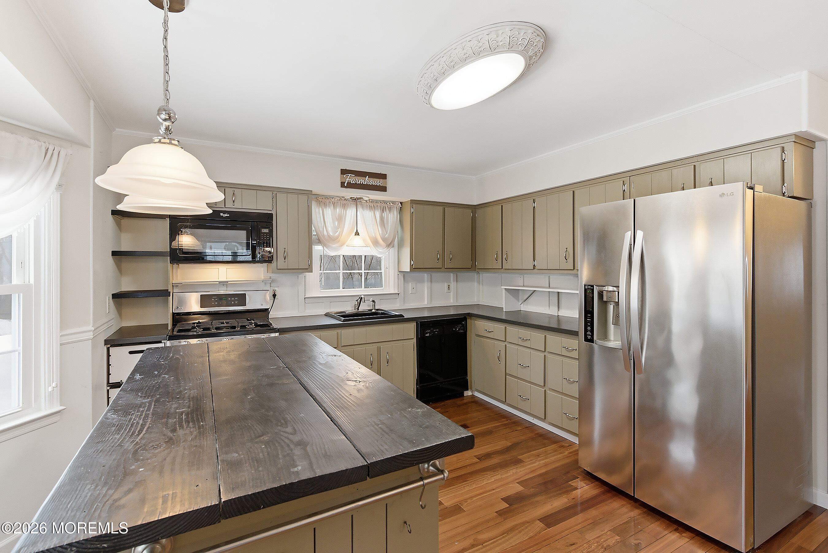638 Freehold Road Jackson, NJ 08527 - Photo 11 of 34 11-Kitchen 1A