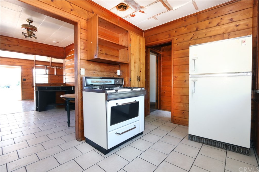 9134 Rancho Real Road Temple City, CA 91780 - Photo 13 of 17