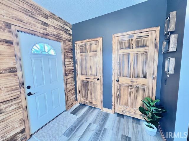 12632 Highway 71 Clinton, IN 47842 - Photo 4 of 34