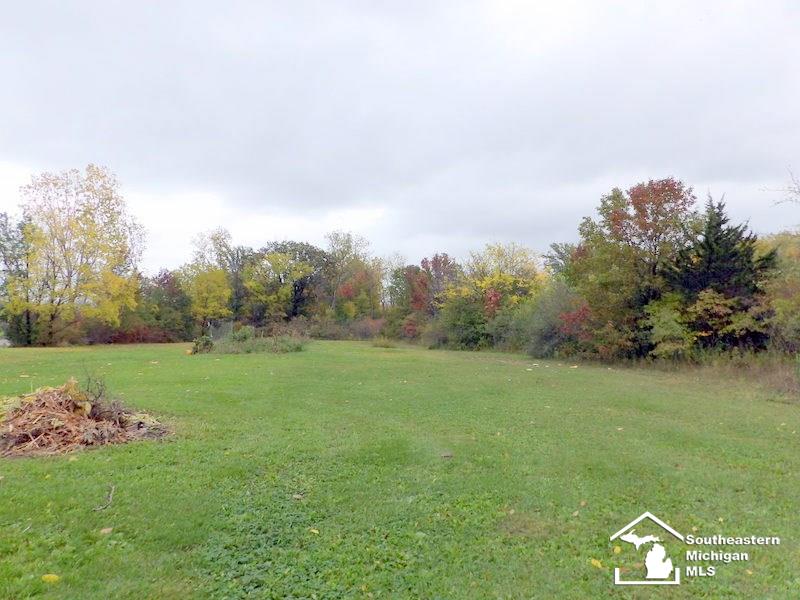 26215 Allen Road Woodhaven, MI 48183 - Photo 6 of 38