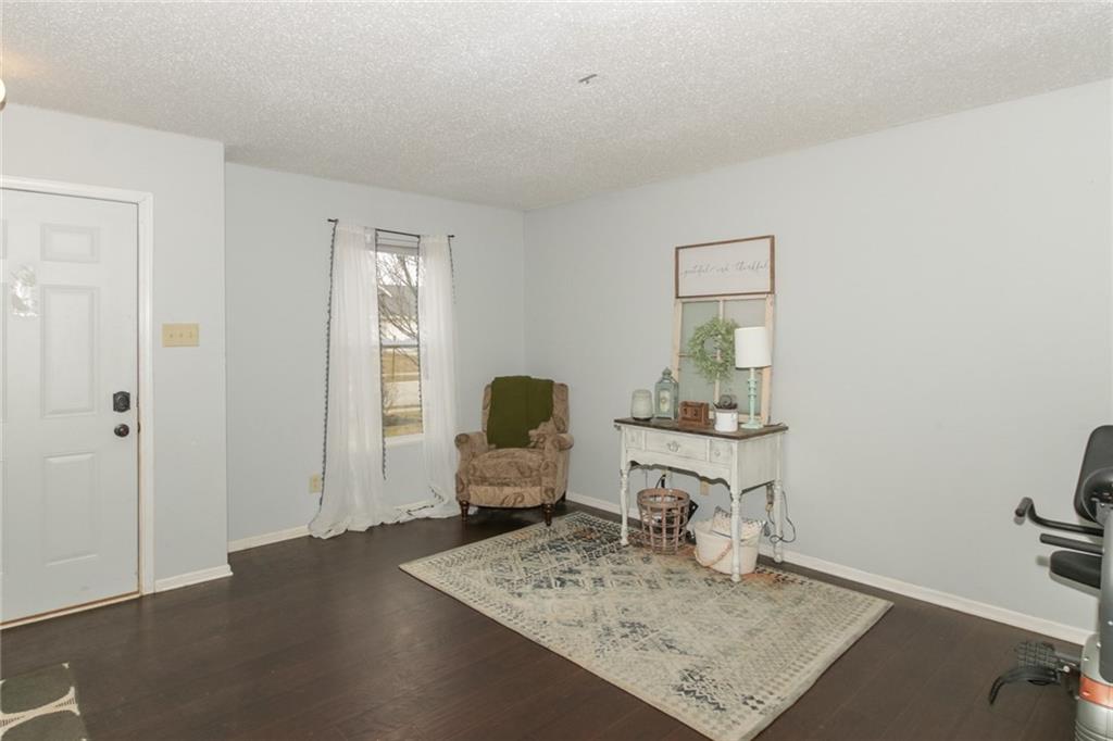 511 Tomahawk Street Sheridan, IN 46069 - Photo 4 of 30 Gallery Image 4