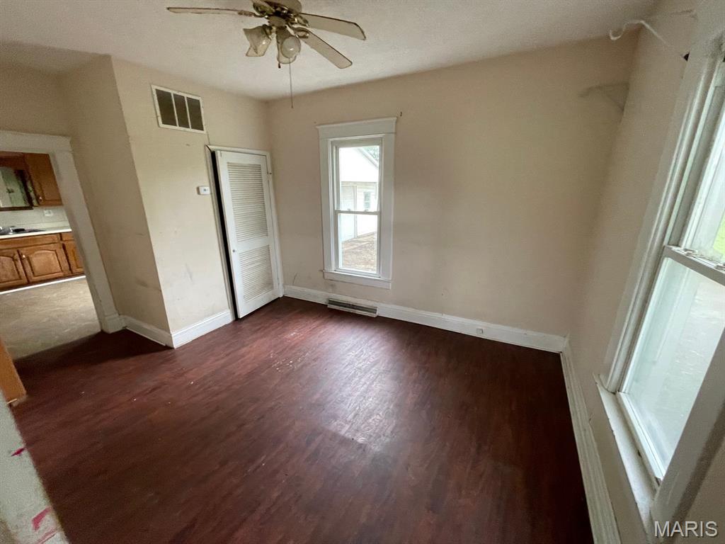 605 South Edwardsville Road Worden, IL 62097 - Photo 9 of 25