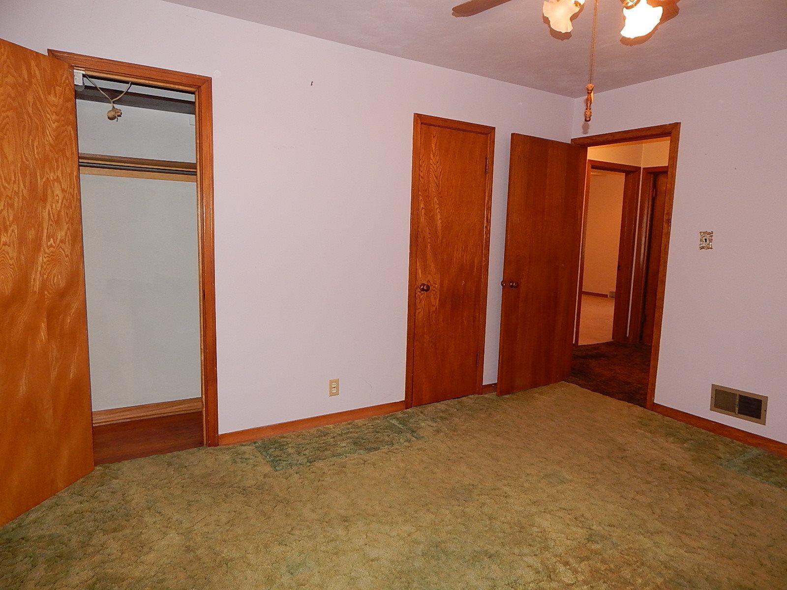 212 Davis Road Ossian, IN 46777 - Photo 10 of 24 Gallery Image 10