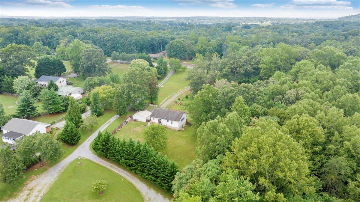 1464 Flint Hill Road Moneta, VA 24121 - Photo 3 of 22 41-DJI_20240820080756_0007_D_MIB