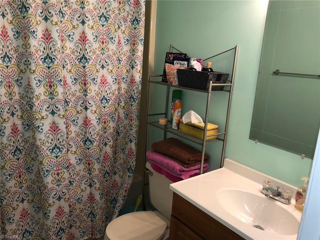 924 Meadowbrook Road Asheboro, NC 27203 - Photo 16 of 17 Gallery Image 16