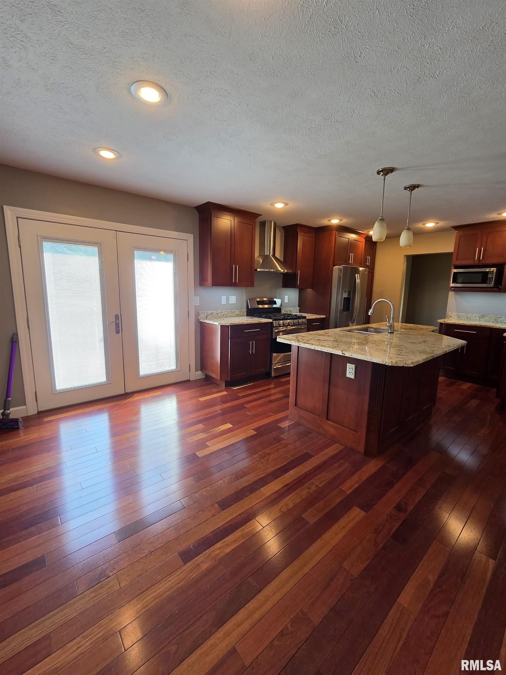3 Peppertree Court Washington, IL 61571 - Photo 18 of 40