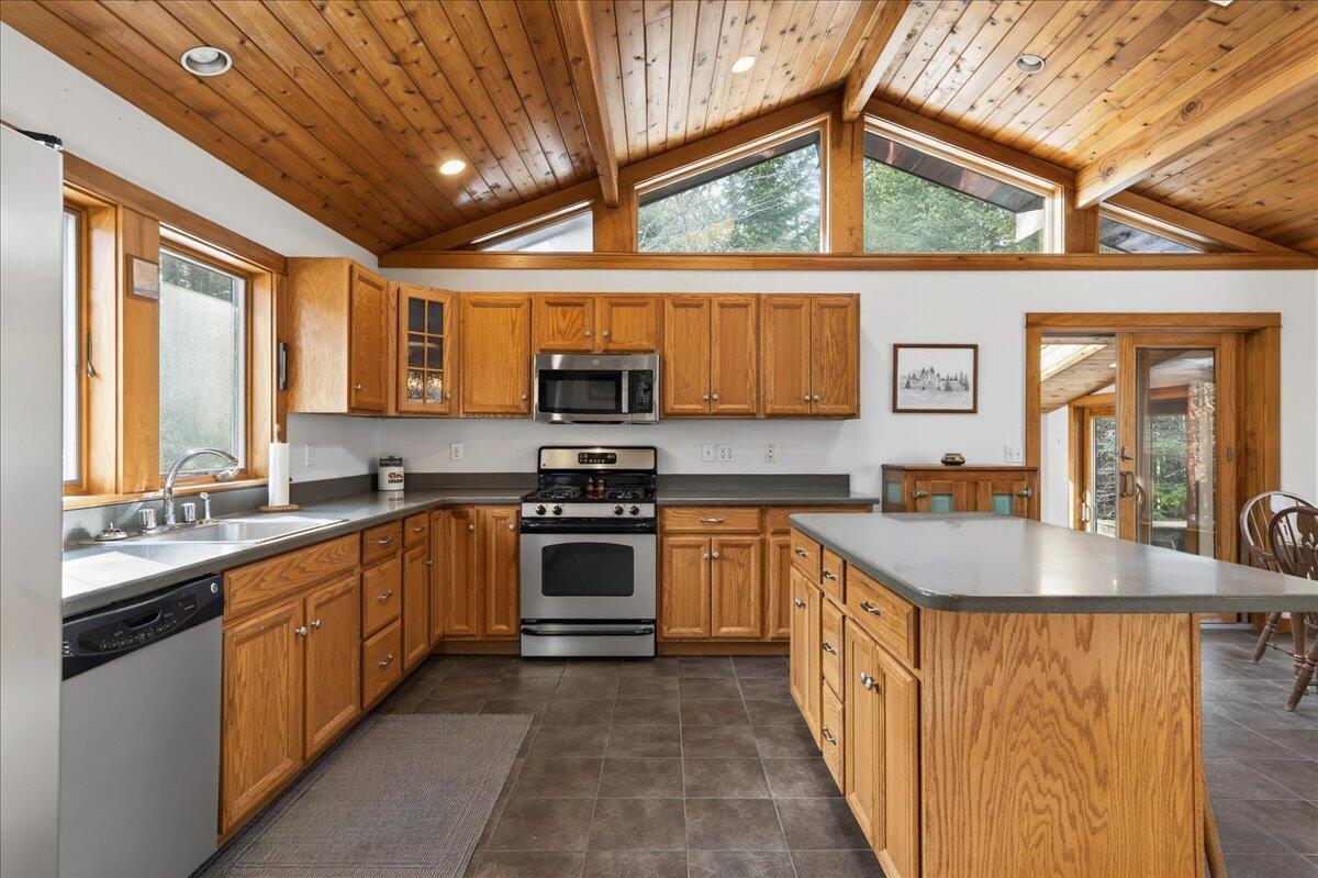 284 Dow Road Deer Isle, ME 04627 - Photo 96 of 102 004-284 Dow Rd