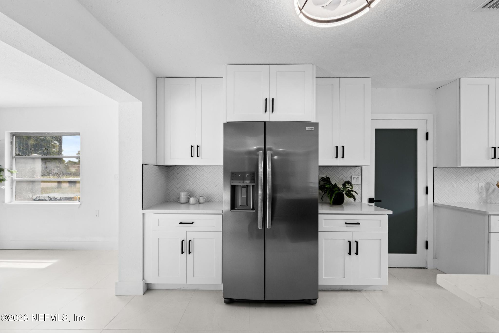 4013 Rogero Road Jacksonville, FL 32277 - Photo 13 of 32 KITCHEN