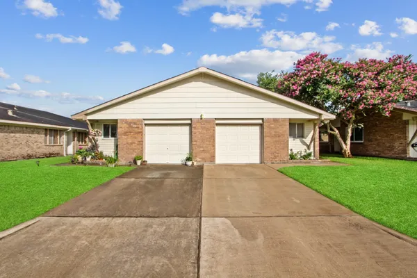 $1,600 | 1435 Silverpines Road, Houston, TX 77062