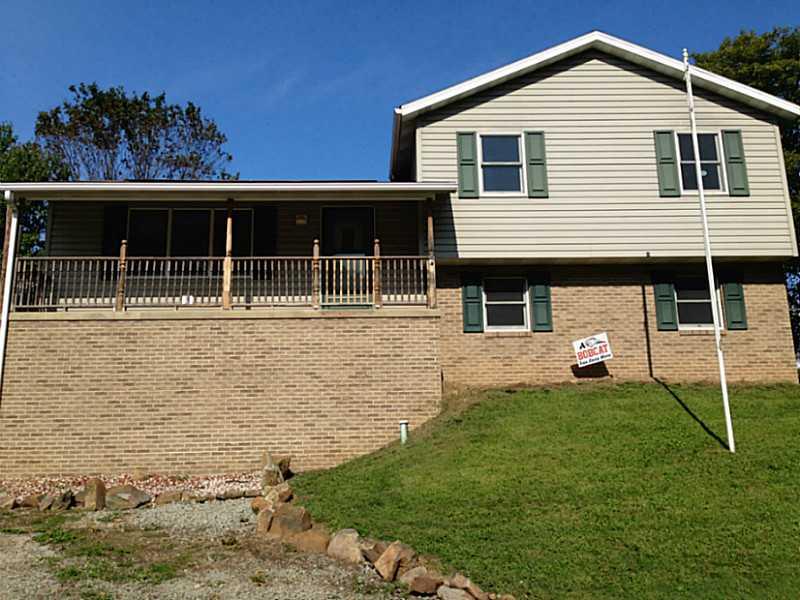 889 Strangford Road Blairsville, PA 15717 - Photo 1 of 17 Exterior Front.