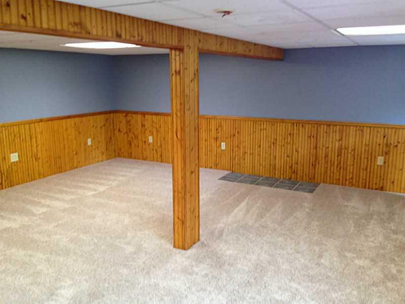 889 Strangford Road Blairsville, PA 15717 - Photo 11 of 17 Family Room.