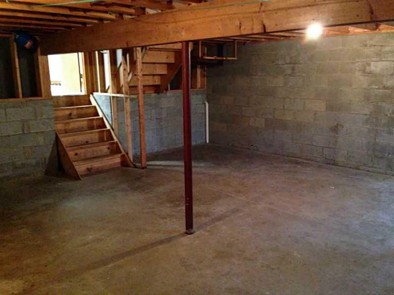 889 Strangford Road Blairsville, PA 15717 - Photo 13 of 17 Basement/Game Room.