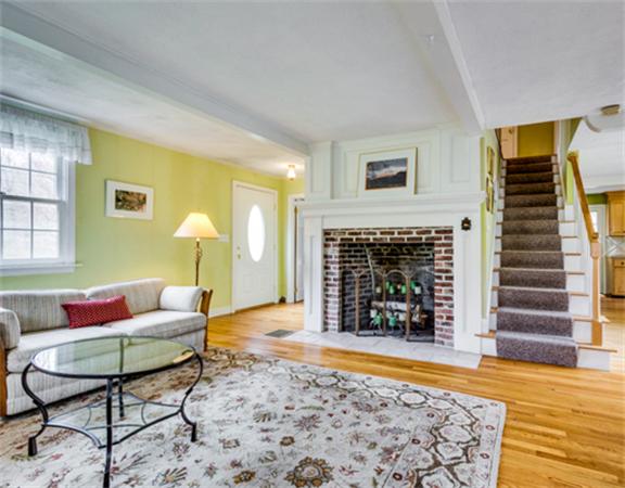 22 Upton Road Westborough, MA 01581 - Photo 10 of 30 Gallery Image 10