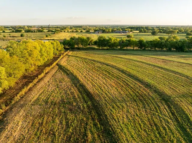 $222,200 | 6 South Rush Road, Archie, MO 64725