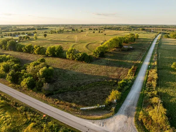 $222,200 | 6 South Rush Road, Archie, MO 64725