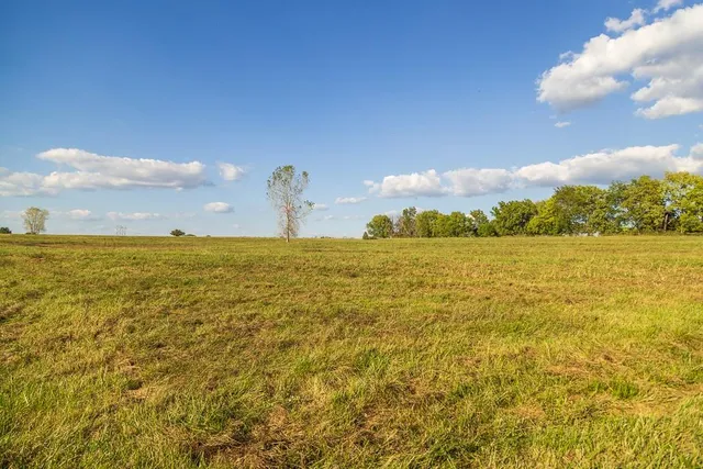 $222,200 | 6 South Rush Road, Archie, MO 64725