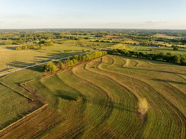 $222,200 | 6 South Rush Road, Archie, MO 64725