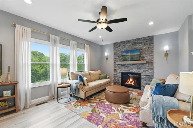 $625,000 | 33 Grantham Estates Drive, Wentzville, MO 63385