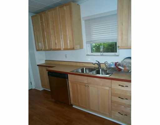 5528 Raleigh Street Pittsburgh, PA 15217 - Photo 5 of 8 Kitchen.