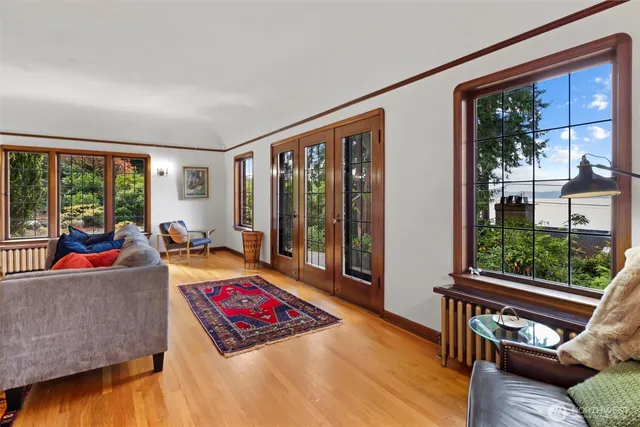 $1,950,000 | 16349 Maplewild Avenue Southwest, Burien, WA 98166