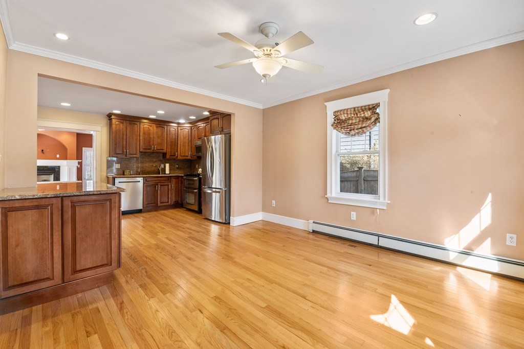 35 Lovell Road Watertown, MA 02472 - Photo 7 of 42