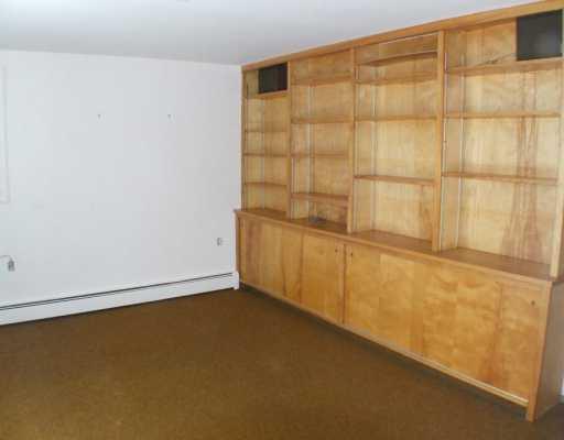 369 Sunset Road Pittsburgh, PA 15237 - Photo 5 of 8 Studio/Study/Office.