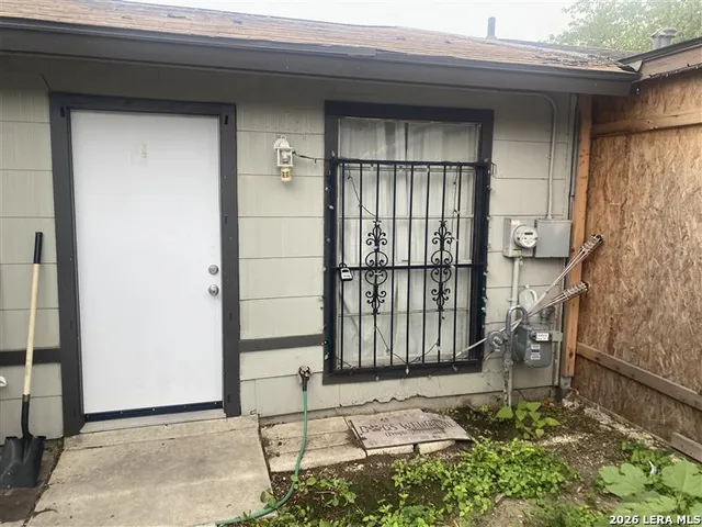 $975 | 5414 Little Creek Drive, San Antonio, TX 78242