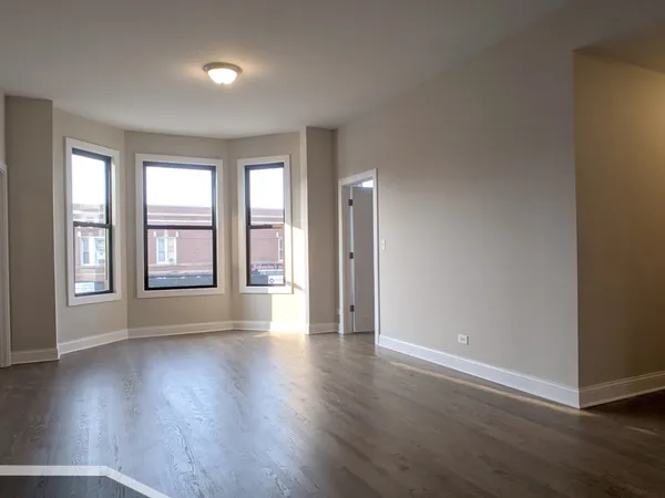 $3,295 | 3405 West Fullerton Avenue, Unit 2, Chicago, IL 60647