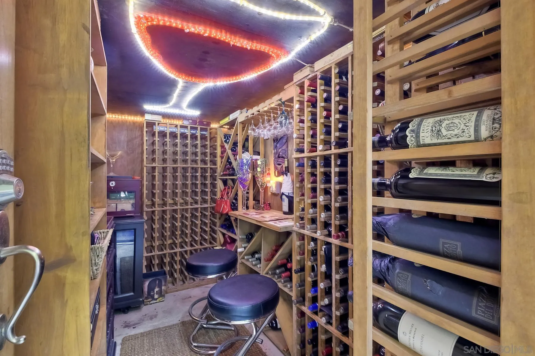 536 Saxony Road Encinitas, CA 92024 - Photo 13 of 57