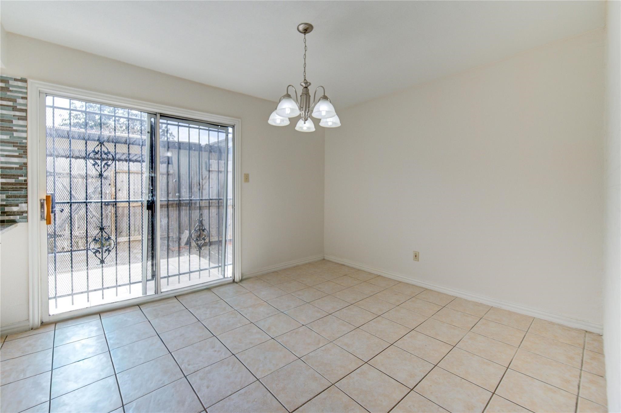 14633 Perthshire Road Houston, TX 77079 - Photo 21 of 48
