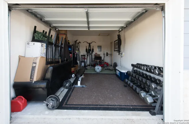 $1,595 | 657 Orion Drive, New Braunfels, TX 78130