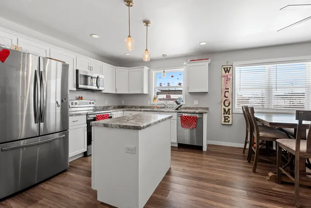 $309,900 | 402 Tristan Drive, Shawano, WI 54166