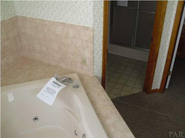 2010 Eventide Road Milton, FL 32583 - Photo 10 of 13 Gallery Image 10