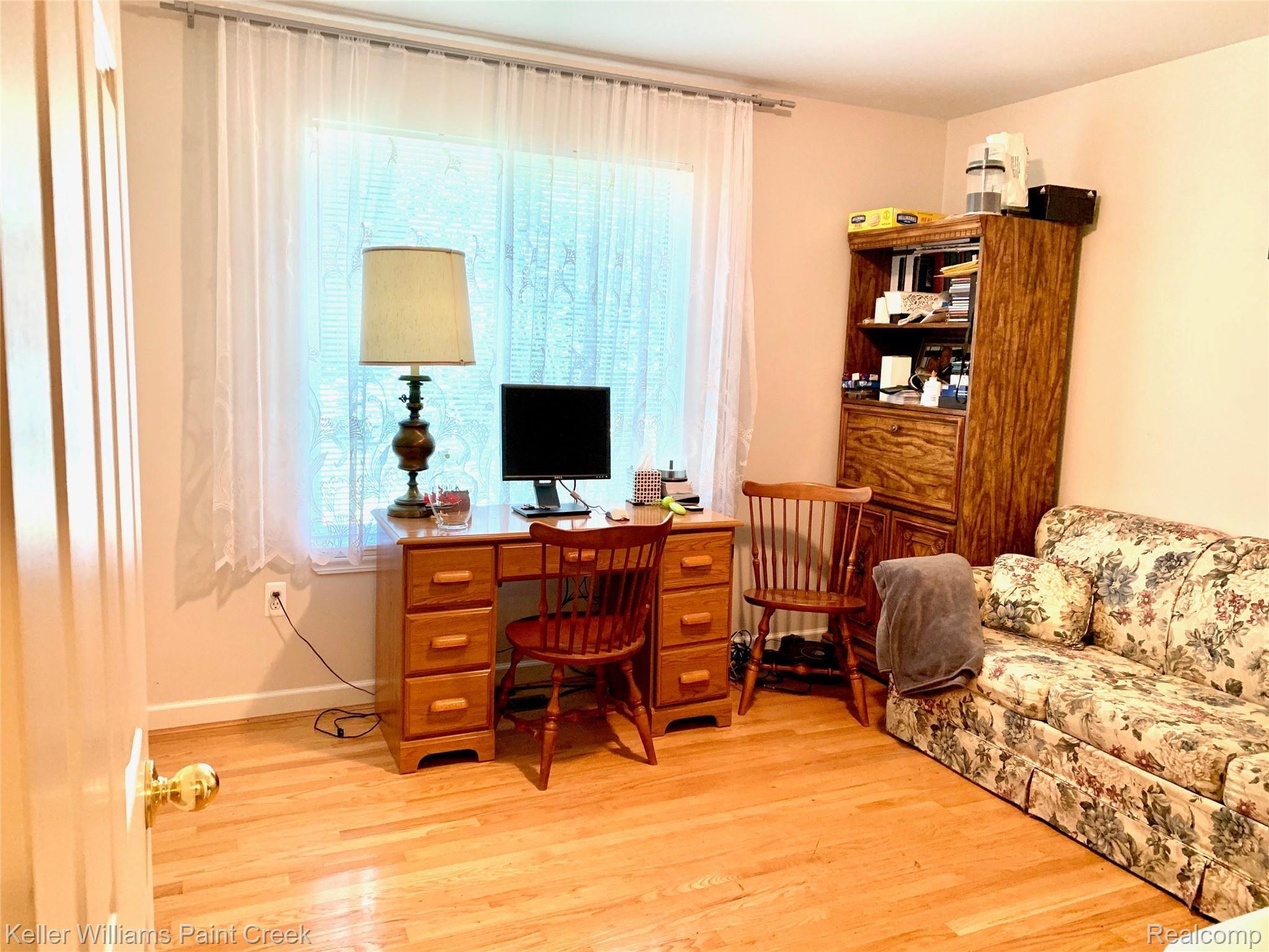 2815 York Road Rochester, MI 48309 - Photo 8 of 15 IMG_2959-preview.JPG