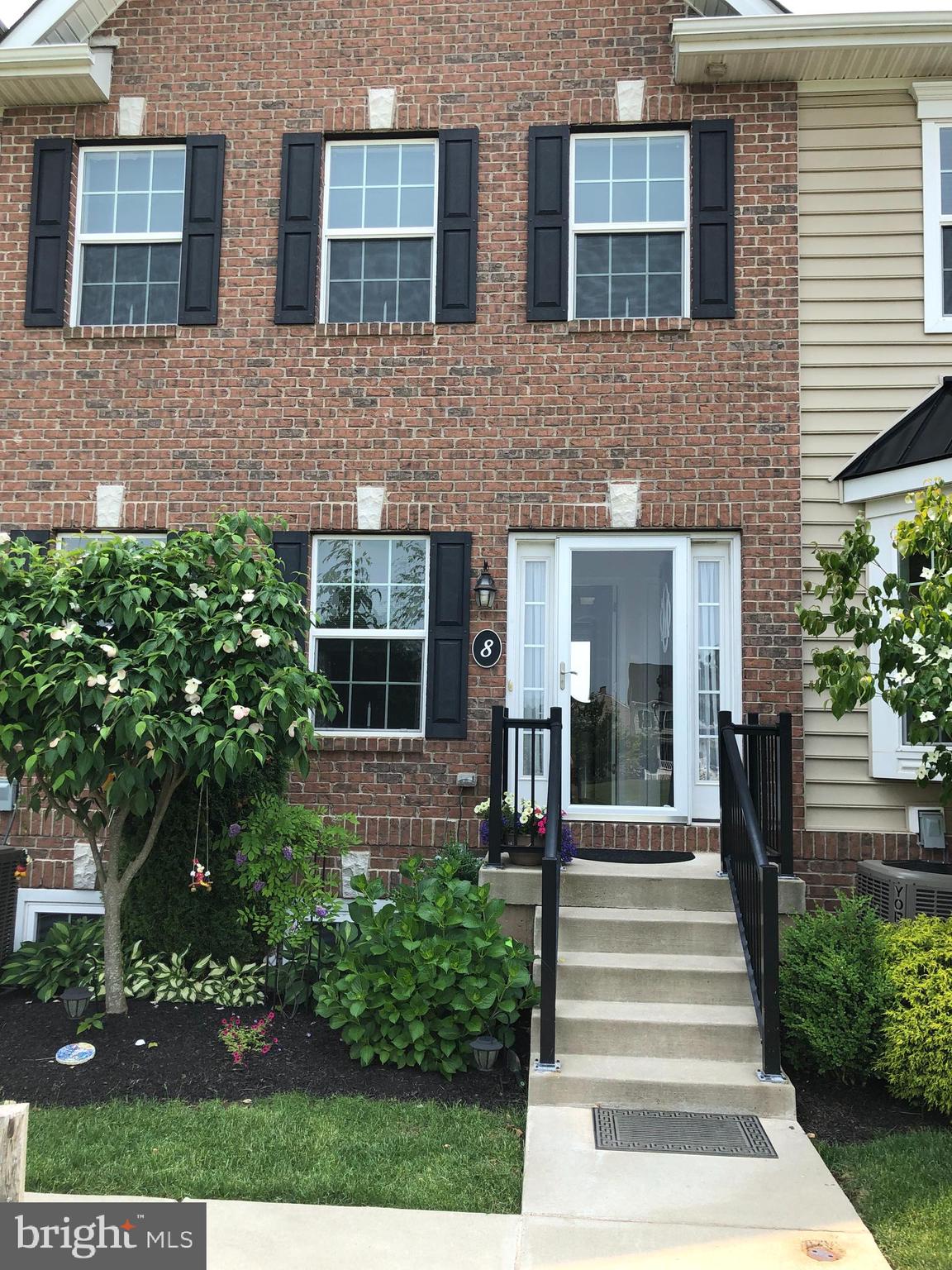 3832 William Daves Road, Unit 8 Doylestown, PA 18902 - Photo 2 of 5