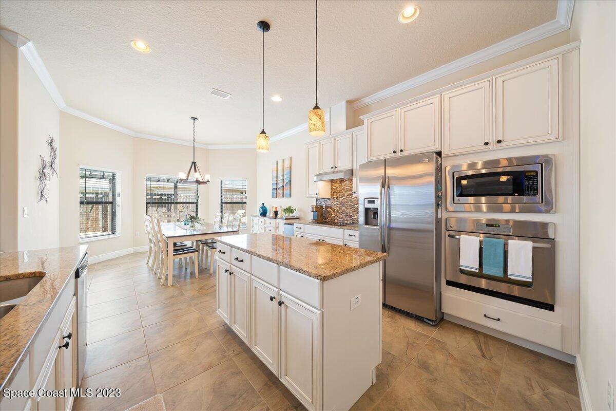 671 Palm Drive Satellite Beach, FL 32937 - Photo 12 of 69 08-untitled-28